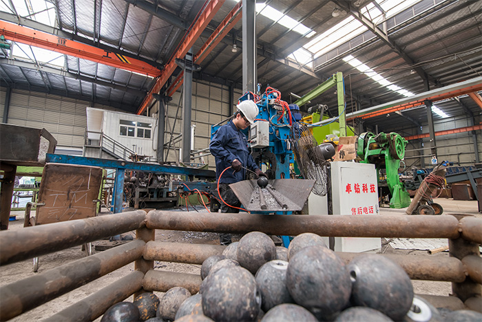 渭南网架配件-螺栓球加工车间
